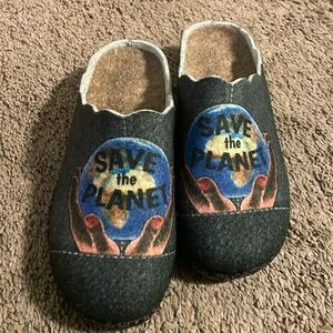 Relax Sol-5 Charcoal Gray Wool Slippers